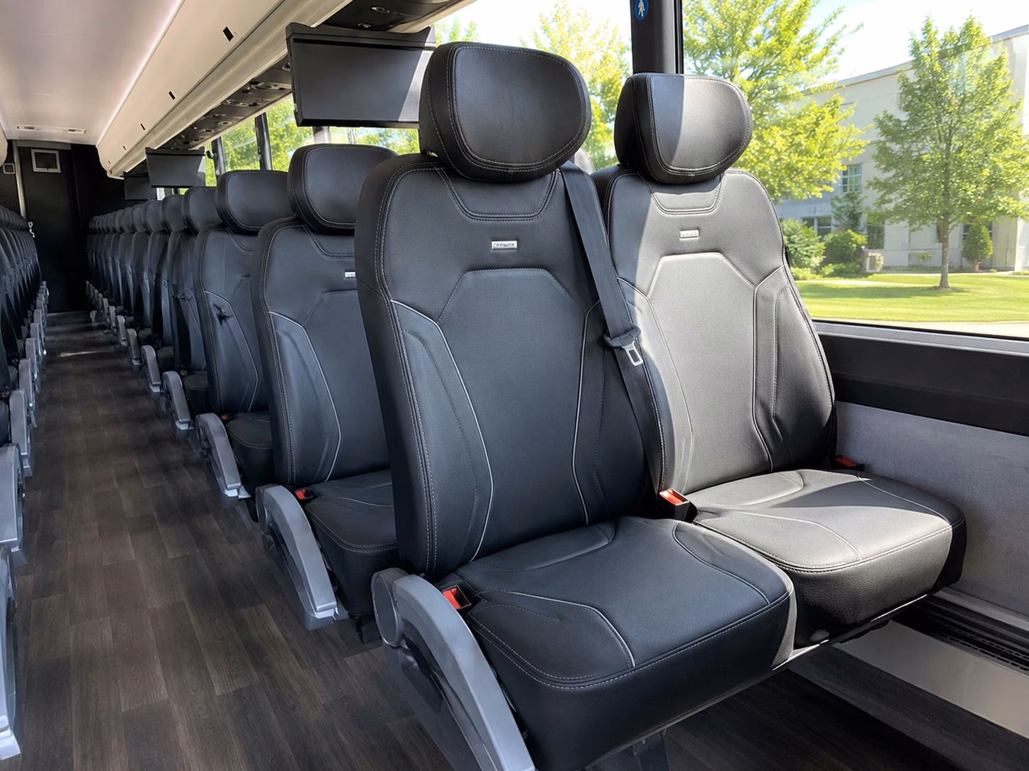how trip distance and duration affect rochester bus rental rates
